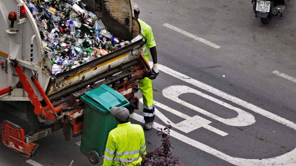 4-Vital-Tips-On-How-to-Dispose-of-Hazardous-Waste-on-hometalk
