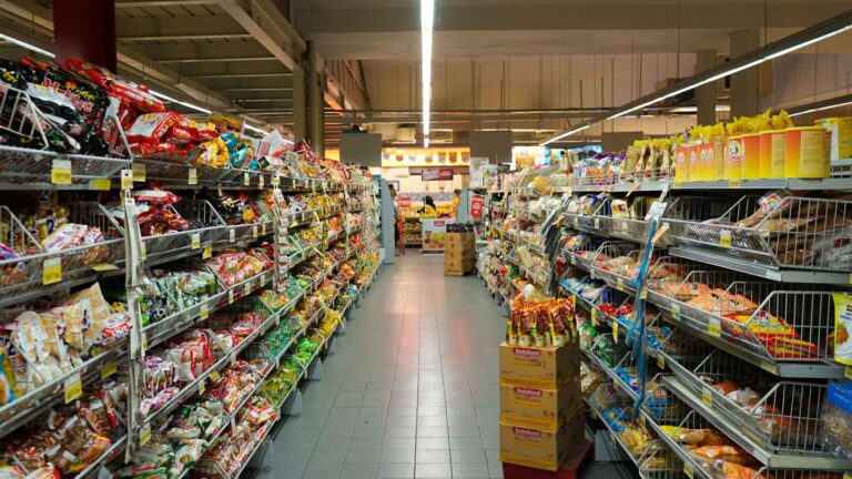 U.S.-Most-Excellent-Grocery-Stores-on-HomeTalk