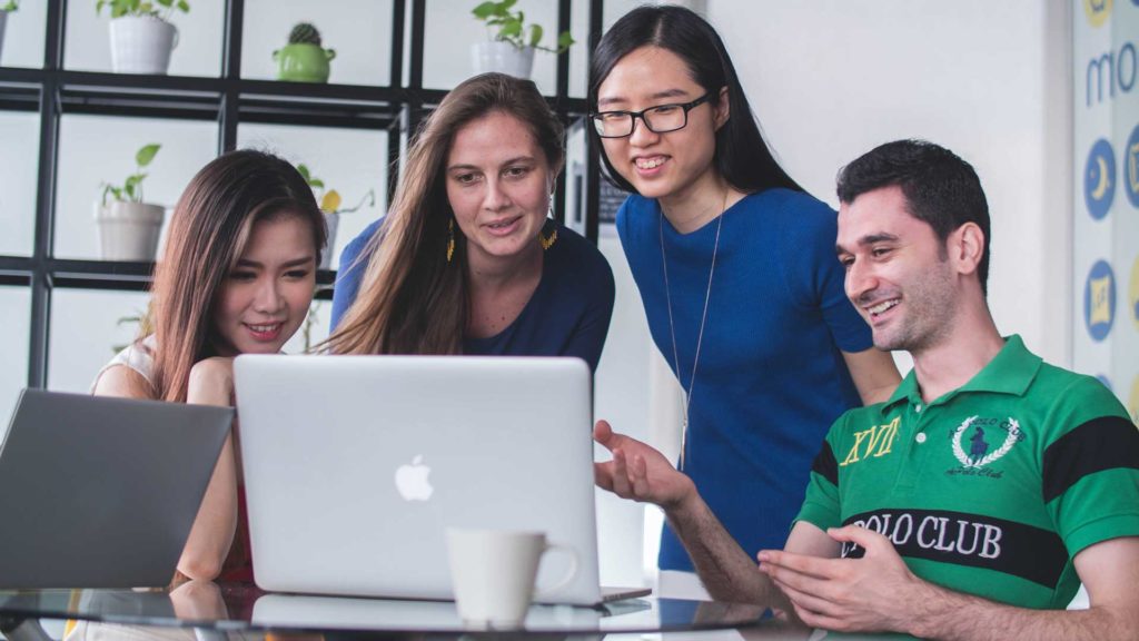 Helpful-Tools-to-Make-Great-Websites-Easily-&-Quickly-on-hometalk